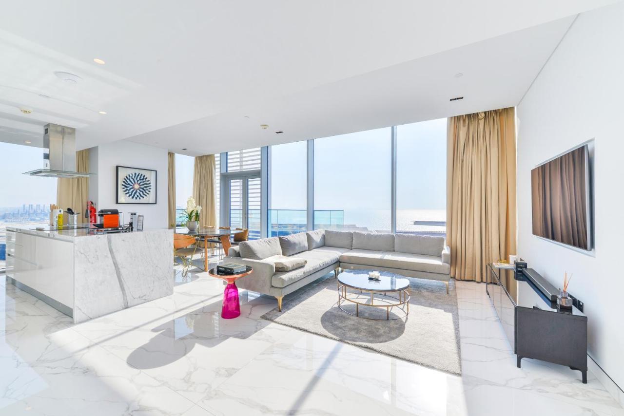 Luxe 3 Bedroom Oceanfront Apartment In The Heart Of Bluewaters Island Dubai Exterior photo
