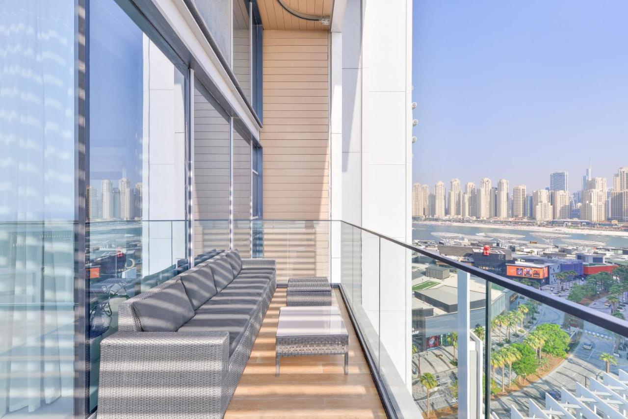 Luxe 3 Bedroom Oceanfront Apartment In The Heart Of Bluewaters Island Dubai Exterior photo